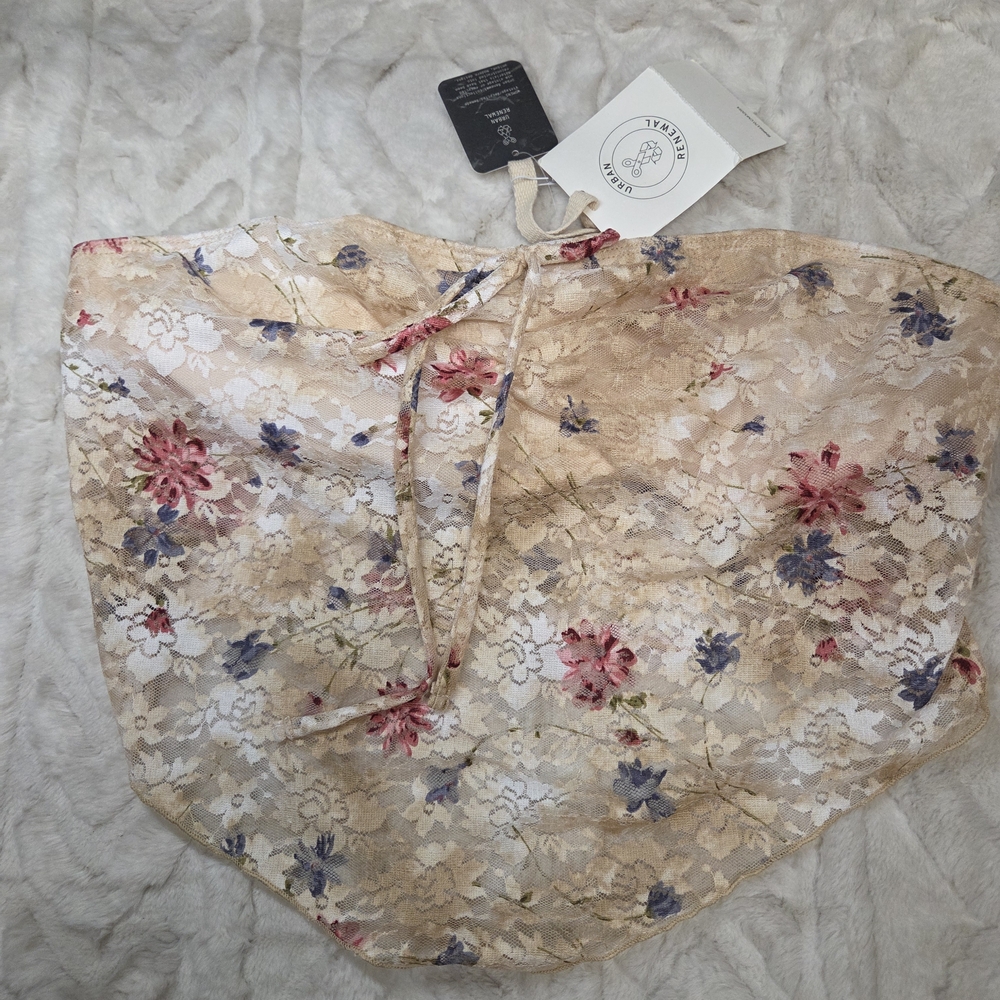 New Vintage‎ Stunning Urban Renewal Floral Lace Crop Top-size Large